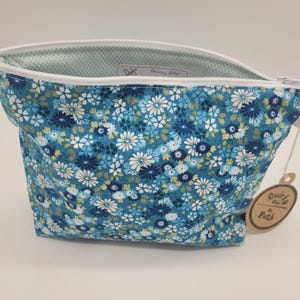 Blue flowers  zipped bag, accessories bag, wash bag, medicine bag. Water resistant. 2 different designed fabrics. Other patterns available