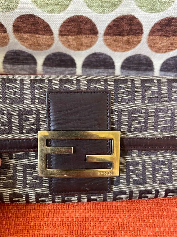 Authentic Fendi Zucca wallet - image 8