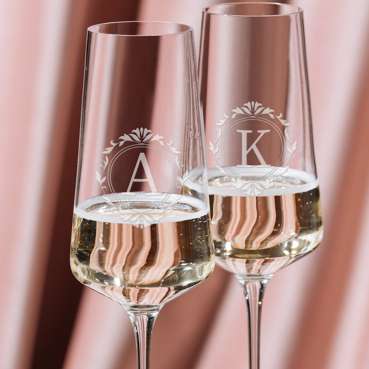 Engraved Champagne Glasses, Personalized Wedding Glasses, 10oz Toasting Glasses, Bridesmaid and Groomsman Glasses, Wedding Party Favors - Etsy