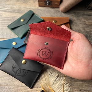 Monedero grabado, minimonedero de cuero personalizado, tarjetero pequeño, rosario de cuero genuino, regalo para él y para ella, monedero.