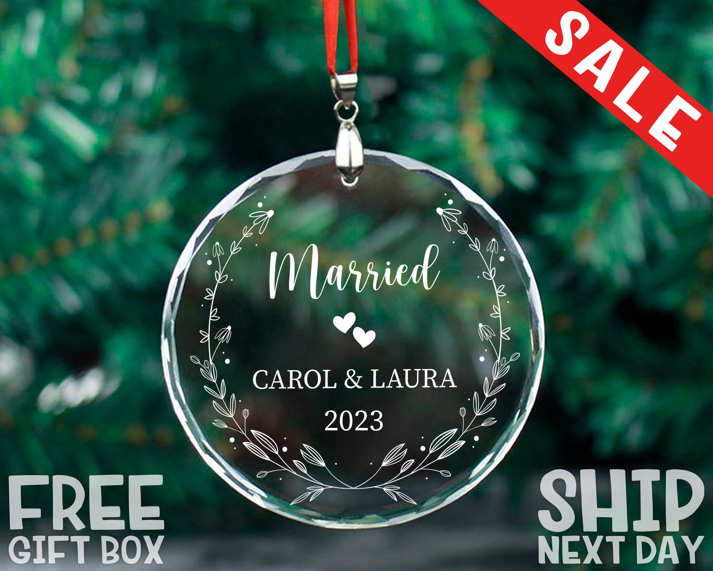 Personalized Christmas Married Ornament, Custom Christmas Engaged Ornament, Christmas Glass Wedding Ornament, Christmas Newly Wed Ornament