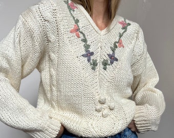 Vtg 80s Hand Knit Sweater, Vintage Floral Knitted Sweater, V Neck Knit, Cottage Core Knit