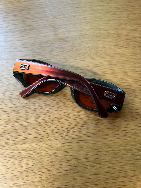 Vtg FENDI SL 7630 Sunglasses, Vintage 90s Fendi Iridescent  display picture 3