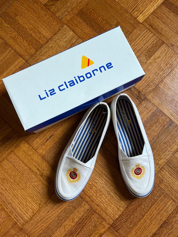Vtg Sz8 Liz Claiborne Slip-Ons, Vintage Cotton Slip On Sneaker Loafers with Crest, Women's Boat Shoes, Size 8M