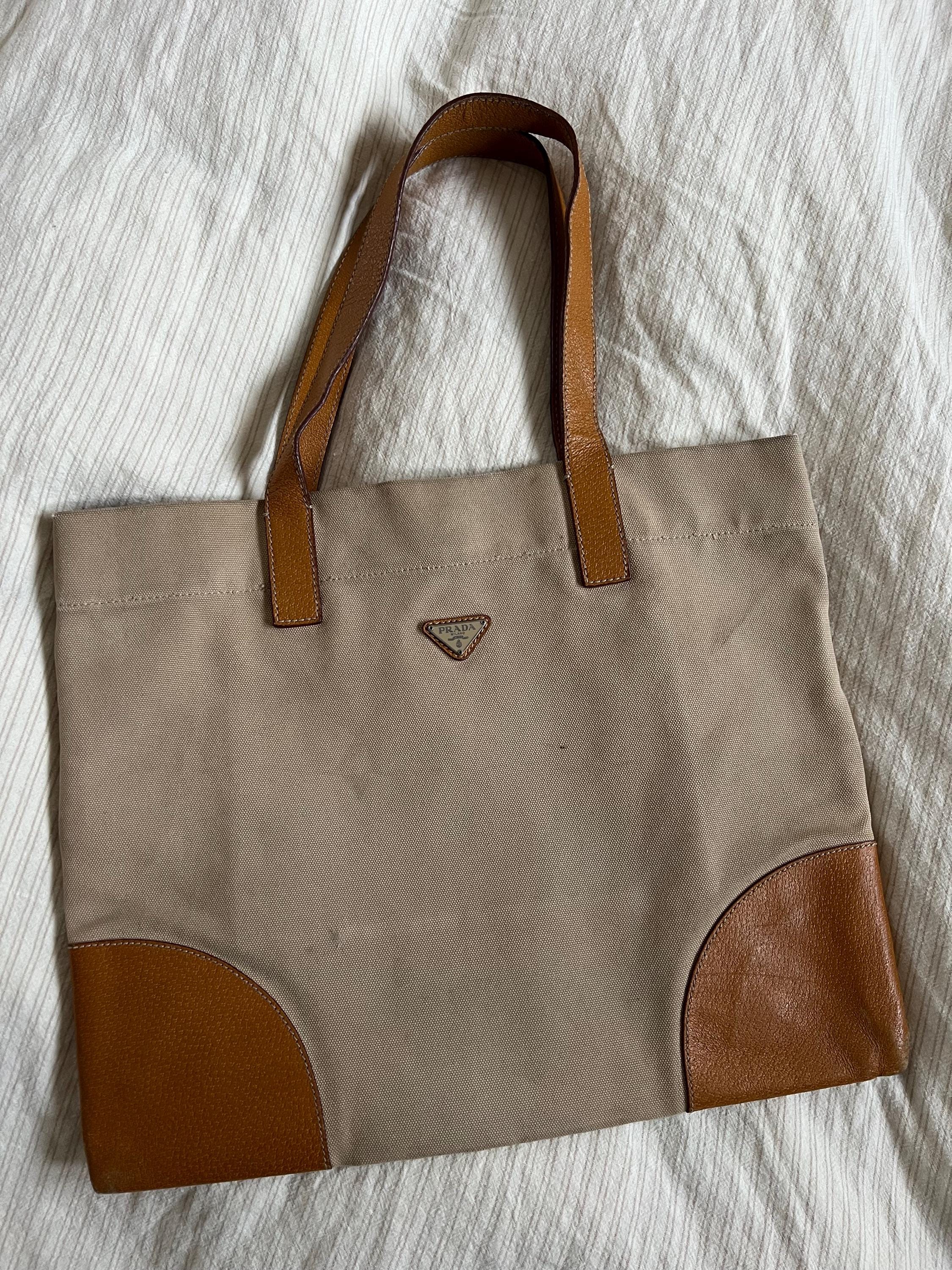 PRADA バッグ 90s vintage ギャランティーカード付き Vtg 90s PRADA Canvas Tote Bag, Prada Tan Canvas and Leather