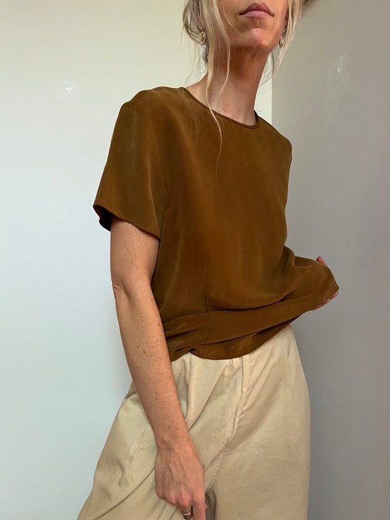 Vtg Silk Top, Vintage Tobacco Brown Silk Tee / T-… - image 7