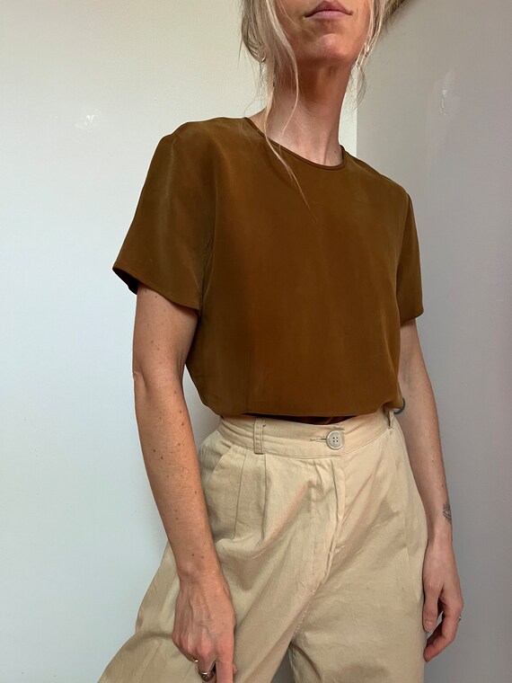 Vtg Silk Top, Vintage Tobacco Brown Silk Tee / T-… - image 3