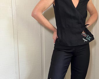 Completo vintage con top e pantaloni ricamati, completo vintage anni '90 a due pezzi con stampa a farfalla, set da resort.