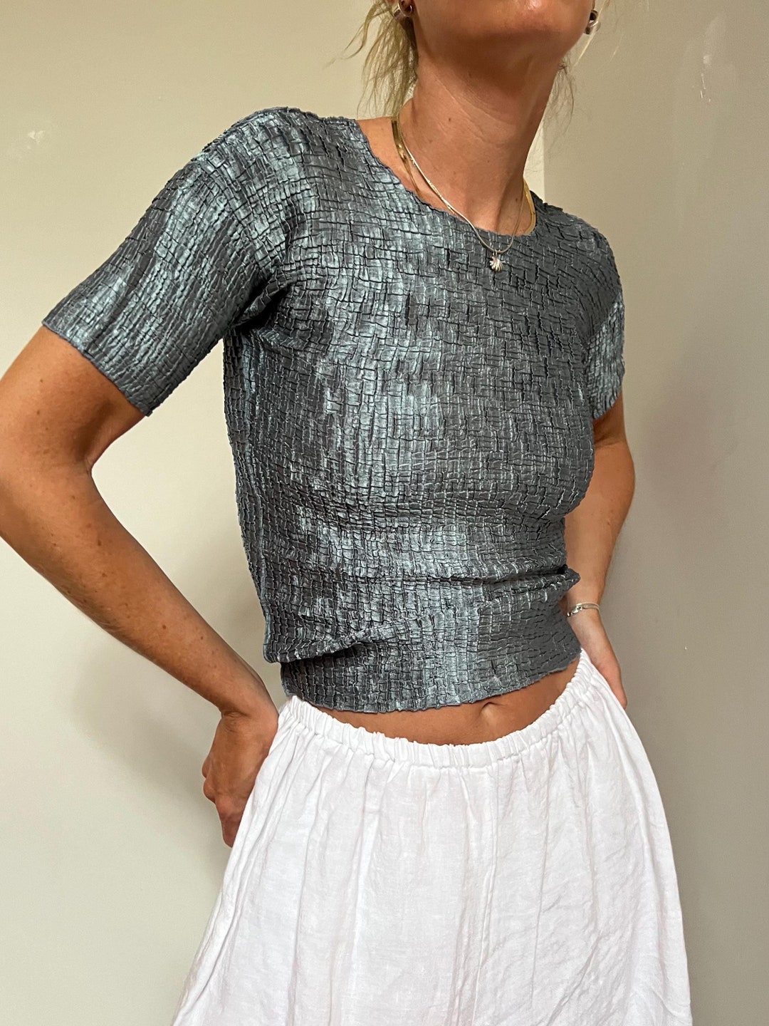 Late 1990s Richard Tyler Sheer Metallic Blue Backless Stretch Long Sleeve Top
