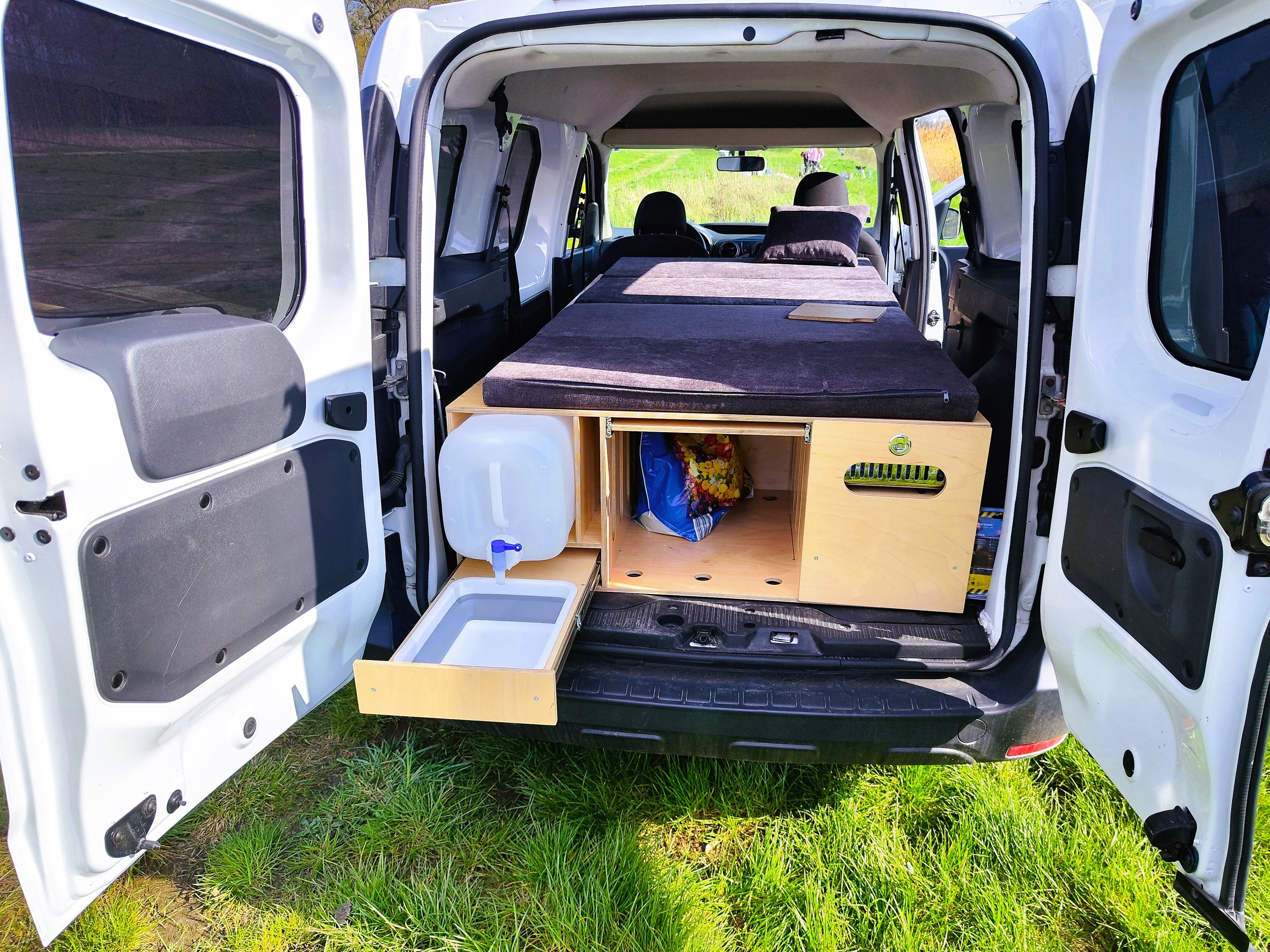 Camping box - Twoje AUTO Twój KAMPER - VAN4ALL wiele rozmiarów wiele możliwości.