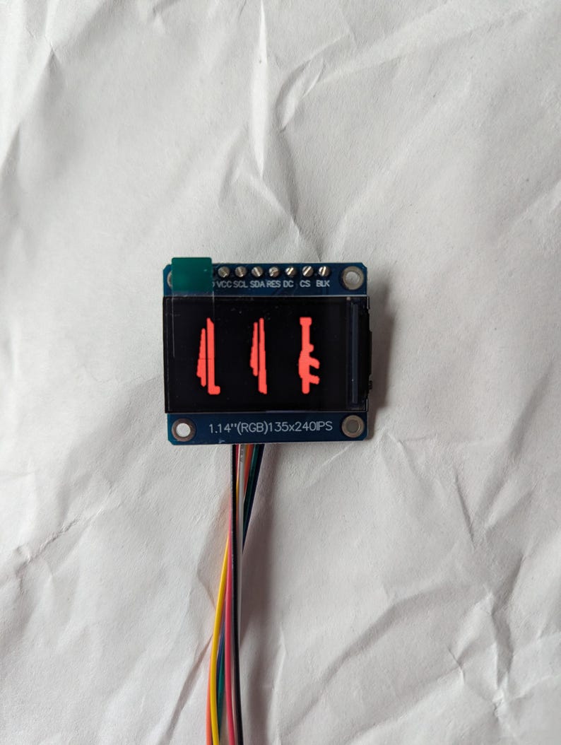 Puede incluir: Un letrero de madera r&uacute;stica con el texto "Welcome to our home" en letras blancas. El letrero presenta un acabado envejecido y un dise&ntilde;o simple y acogedor, perfecto para la decoraci&oacute;n de la entrada.