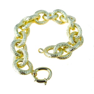 18K Gold Bracelet • 18K Yellow Gold Bracelet • 18K Yellow Gold Chain bracelet with knurled finish length 20 cm width 1.5 cm - Made in Italy