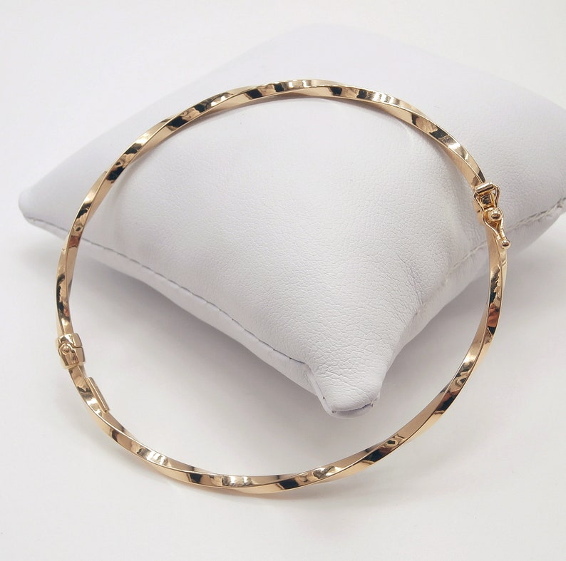 Women's 18KT yellow gold hoop bracelet - 18K Yellow Gold Bracelet - Bangle Bracelet - Gold Hoop bracelet • Italian Jewelry image 4