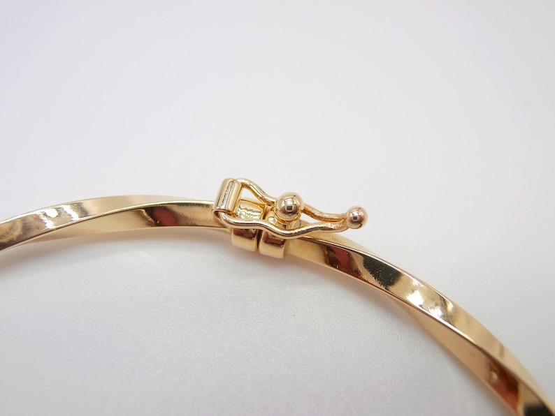 Women's 18KT yellow gold hoop bracelet - 18K Yellow Gold Bracelet - Bangle Bracelet - Gold Hoop bracelet • Italian Jewelry image 6