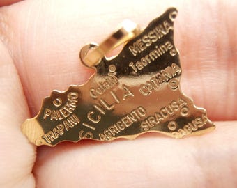 Sicily Gold Pendant, Sicilian Gold Charm, 18k Solid Gold Pendant, 18k Solid Gold Pendant, Sicilia Gold Pendant, Italian Jewelry