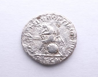TKC036 トラヤヌスのデナリウスコイン トラヤヌス帝のローマ銀