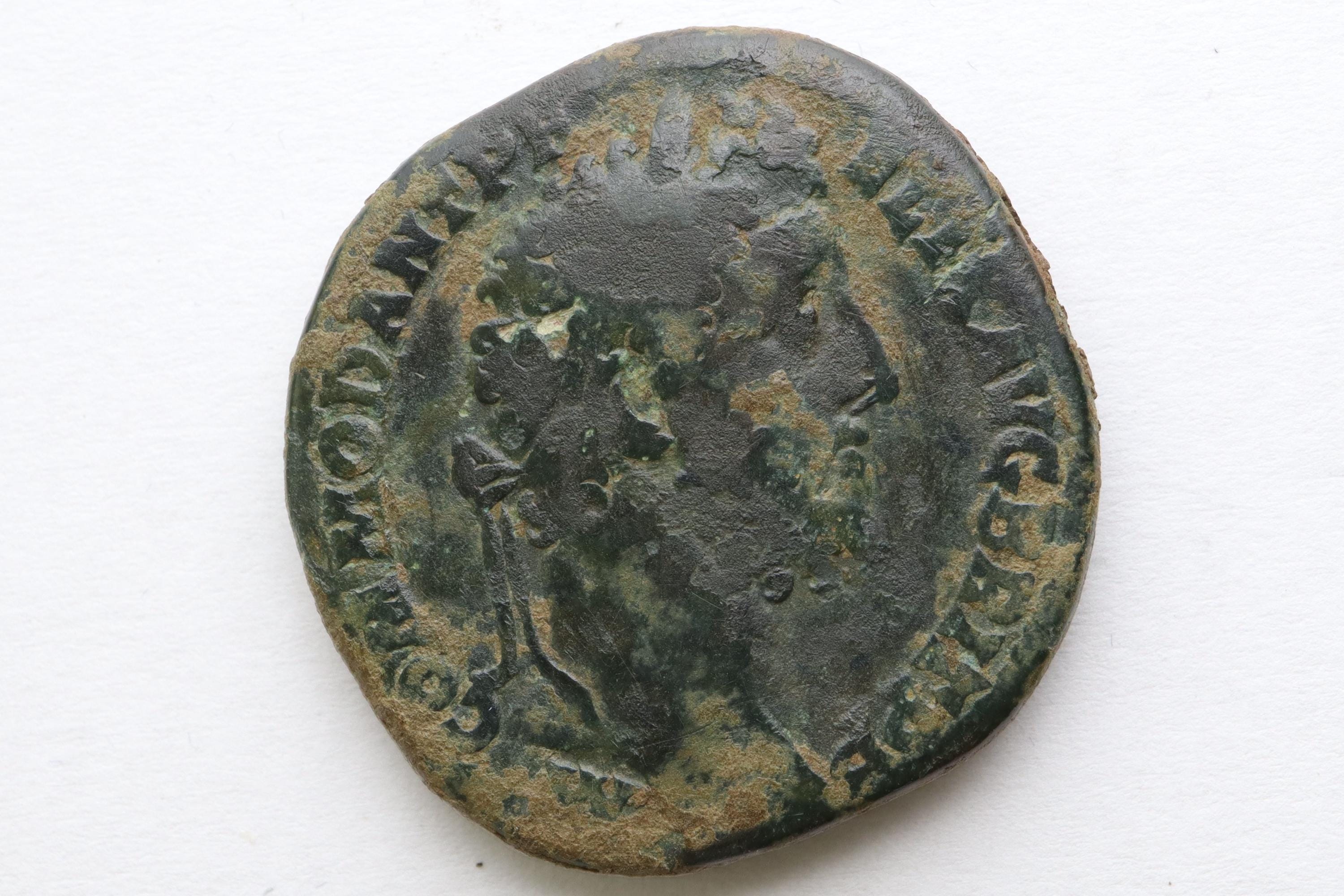 コモドゥス帝のローマコイン 本物の古代ローマコイン|バッド皇帝セステルティウス|西暦180～192年|本物のローマコイン|アンティーク工芸品 歴史ギフト