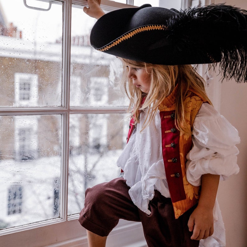 Atelier Spatz sustainably made childrens pirate costume vest