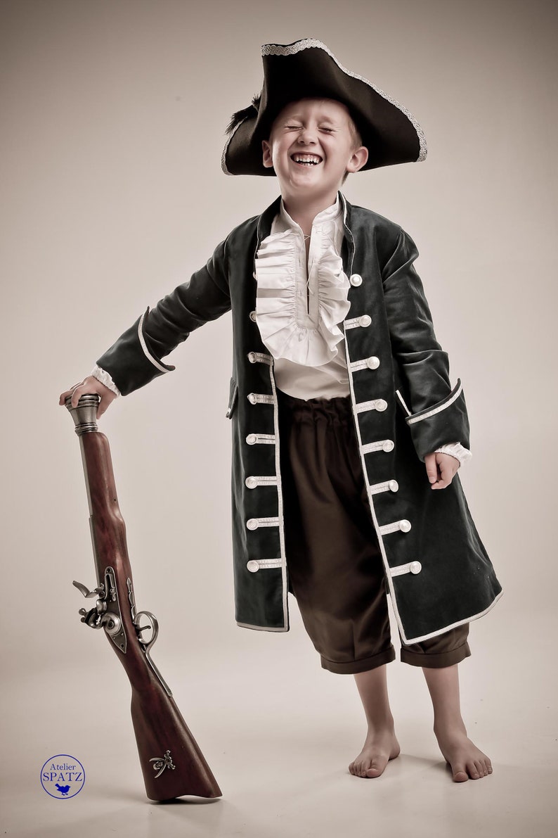 Captain Hook Velvet Pirate Coat image 9