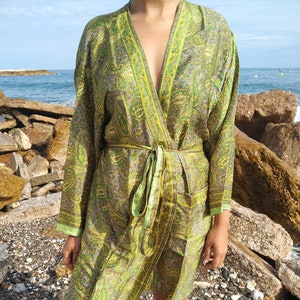 Unisex Grüne Paisley Seide Mischung Robe, Seide Kimono, Resort tragen, Loungewear, Geschenke für sie, Geschenke für ihn, Mutter nach der Geburt Geschenk, Vatertagsgeschenk,
