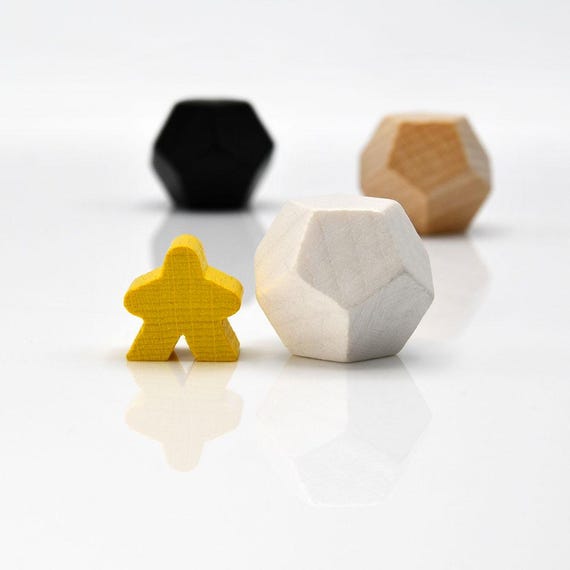 Wooden D12 Blank Dice: 22mm Twelve-Sided Board Game Dice [3 colors]