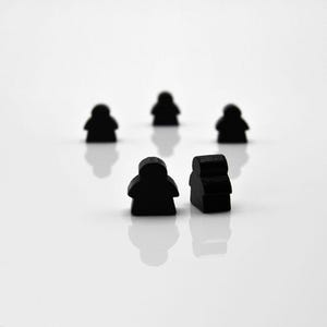 Meeple-Small 13x14x8mm [Black] Wooden Token to Board Games