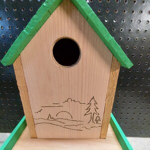 Nature Scene - Wood-Burnt birdhouse / feeder – Hand Made !! (72) -All our creations are Unique, ONE OF A KIND. Never make anything twice!