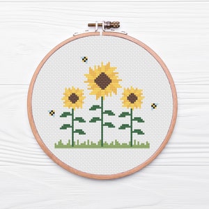 Sunflowers and Bees Cross Stitch Pattern | Floral Cross Stitch | Modern Cross Stitch Pattern | Beginners Cross Stitch | Embroidery Pattern |
