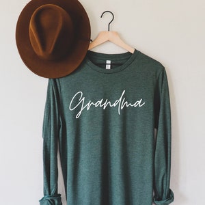 Grandma Long Sleeve Shirt | Grandma Long Sleeve Shirts For Women, Mothers day Grandma, Pregnancy announce, Gift For Mom, Mothers Day Gift