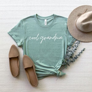 Cool Grandma Shirt New Grandma Shirt, New Grandma Gift, Mothers Day Gift, Grandma Birthday Gift, Minimalist Grandma, Grandpa Tee