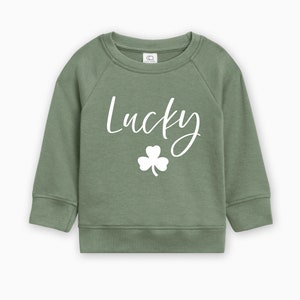 Lucky Clover Organic Cotton baby St Patricks Day Clover Pullover, Toddler Shirt, St. Pats Day Outfit, Kids Clover Outfit, Kid St Patty day
