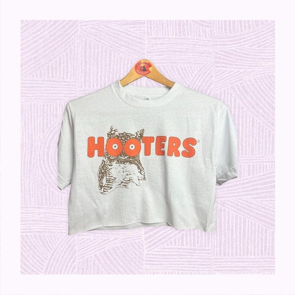 Hooters cropped top shirt
