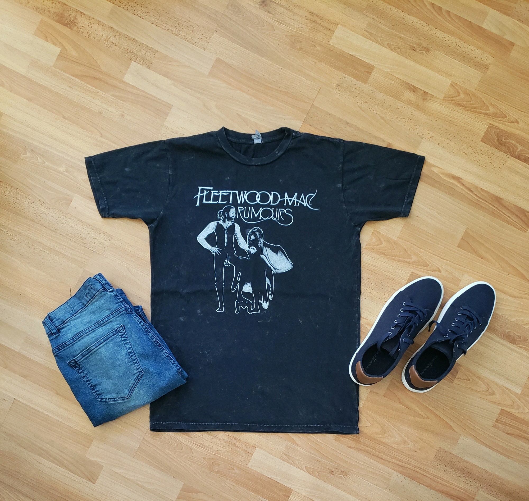 Discover Fleetwood Mac Rumours shirt