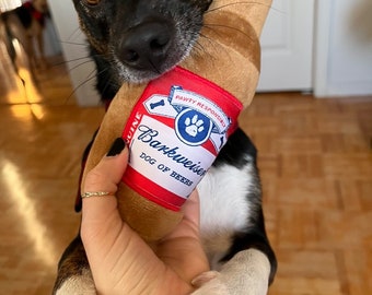 Barkweiser Plush Dog Toy: Eco-Friendly Beer Bottle Parody