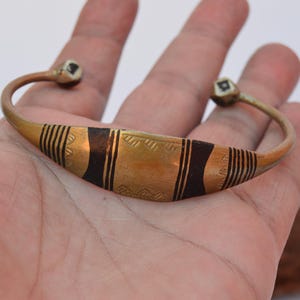 Bohemian Tuareg Metal Bangle Bracelet, Handmade Ethnic Cuff, Unique Unisex Sahara Berber Jewelry
