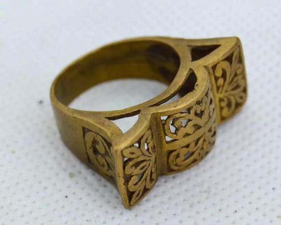Bague Ancienne En Bronze Style Afrique - Occasion - Bijou Ethnique Vintage