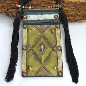 TCHEROT Large Tuareg Leather and Bronze Amulet Necklace Pendant, Tamashek Talisman, Berber jewelry