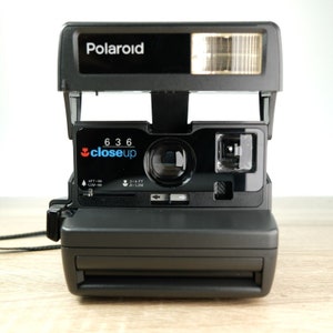 Vintage Polaroid One Step Camera - 636 - 600 Retro Instant Film Camera- Black