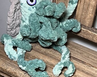 Cthulhu Crochet Pattern - No Sew! Pattern Only! H. P. Lovecraft!