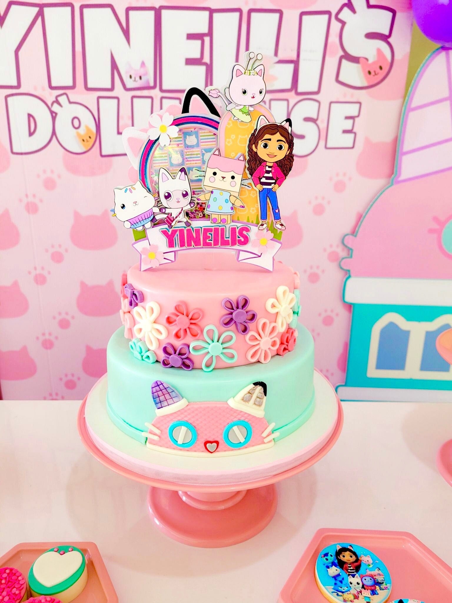 Gabby's Dollhouse Shaker Cake Topper, Gabbys Dollhouse Inspired Cake  Topper, Gabby's Dollhouse Birthday, Gabbys Dollhouse Party Supply 