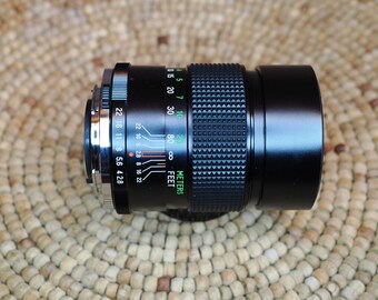 Vivitar 135mm f2.8 portrait lens for Olympus OM cameras. Beautiful condition!