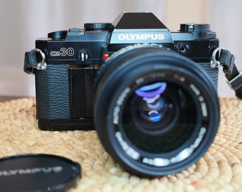 Olympus OMF / OM30 analog film camera with Zuiko 35-70mm zoom lens - all working, guaranteed!