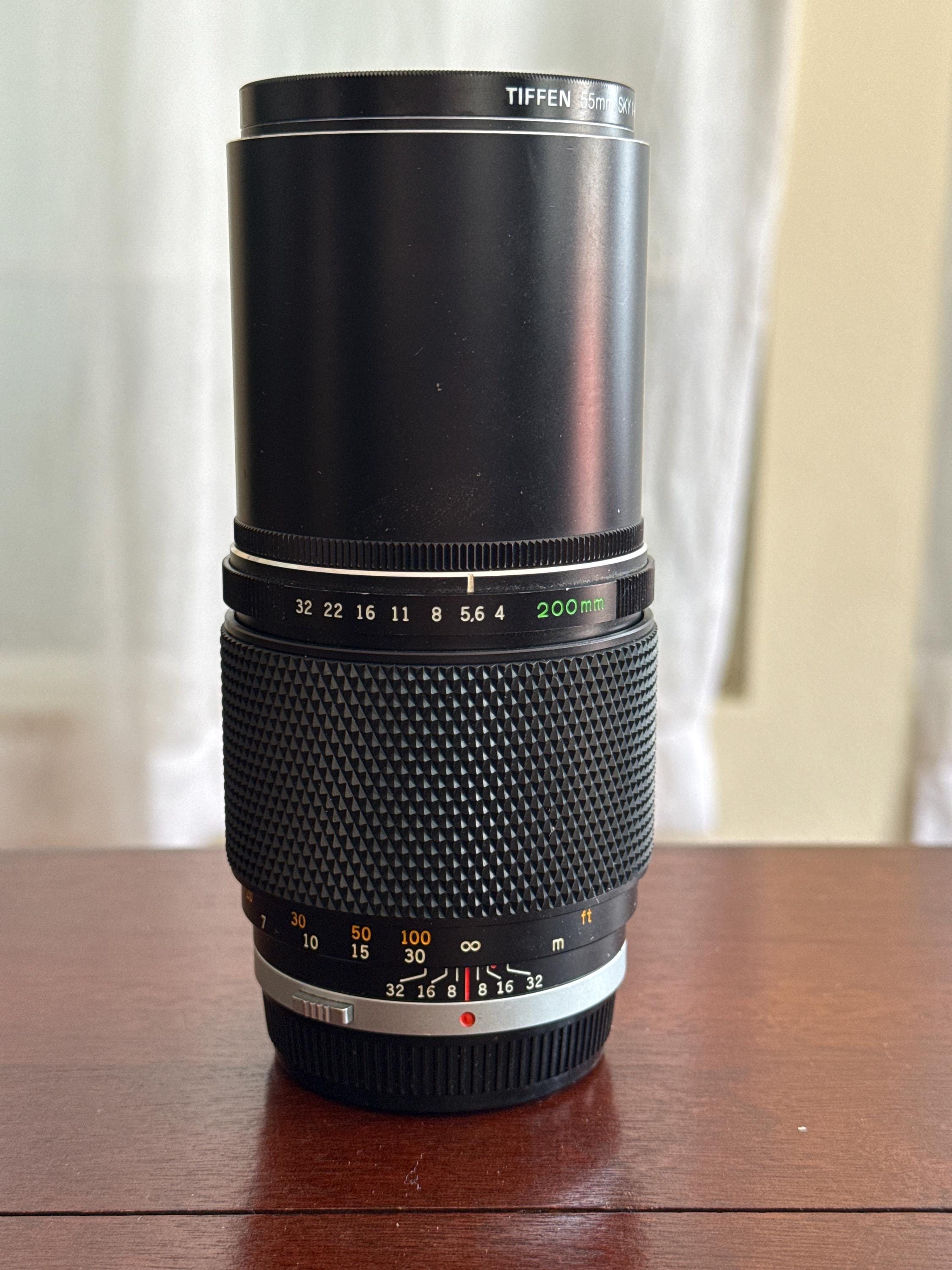 200mm f/4 レンズ Tokyo Kogaku UV Topcor 200mm f/4 Lens With Original Case And Lens