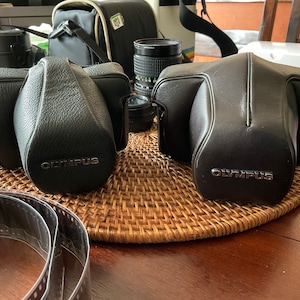 Original Olympus OM-series ever-ready camera case in excellent condition