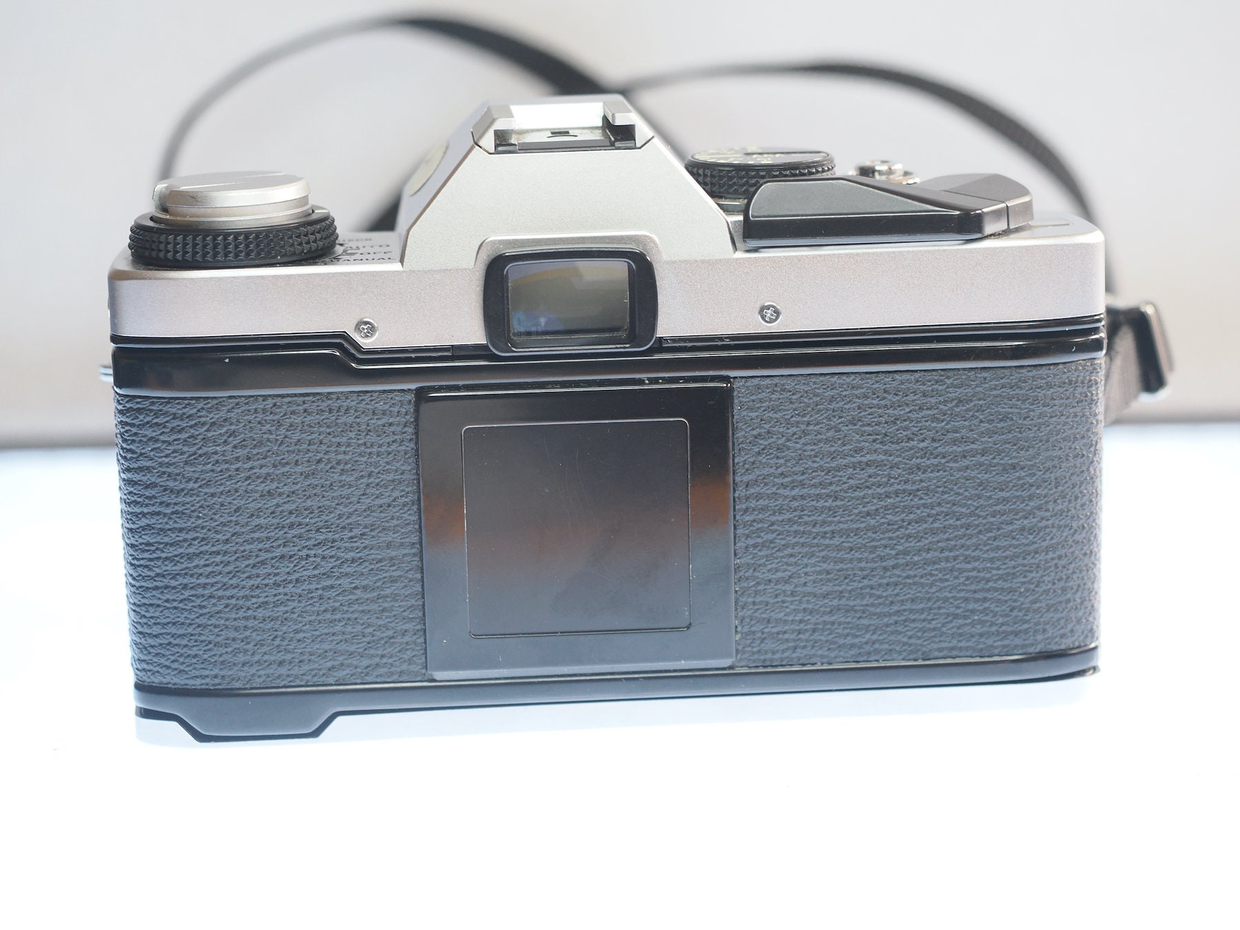 Olympus OMG / OM20 Analog 35mm Film Camera BEAUTIFUL Condition, Fully