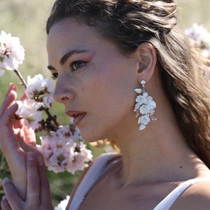 Porzellan Blume Braut Ohrringe lange Boho Hochzeit Ohrringe Floral Statement Schmuck Silber Brautschmuck Statement Ohrringe für Braut Geschenk