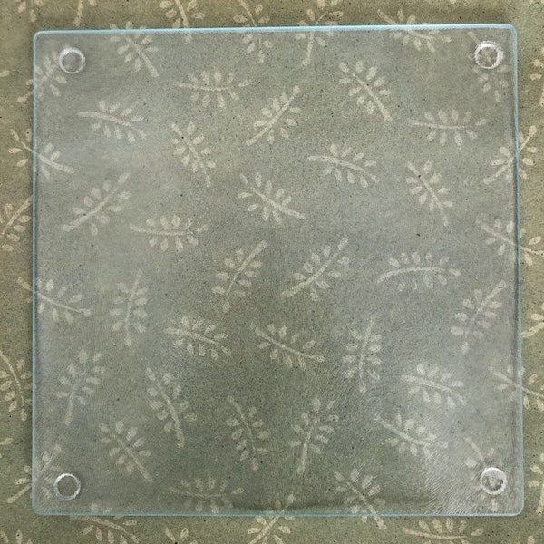 Round or Square Glass Cutting Board/Trivet for Vinyl Personalization - Blank, Tempered Glass