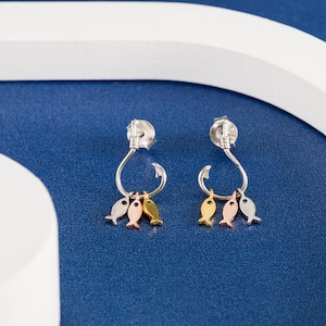 925 Sterling Silver 3 Fish on Hook Stud Earring