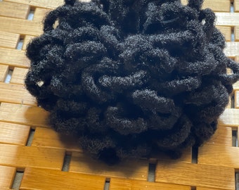 Petal Loc Bun Black 1b