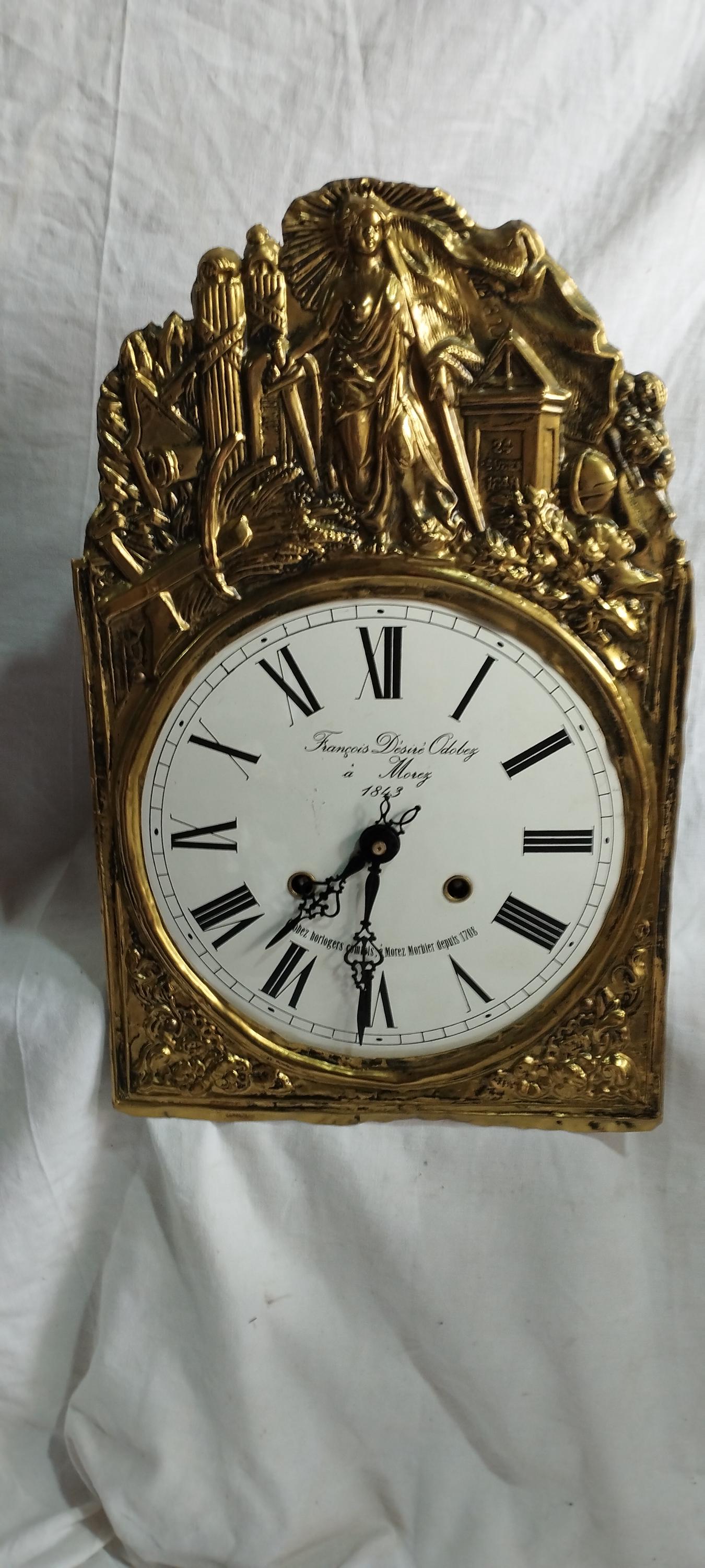 Tempus fugit pendulum clock México